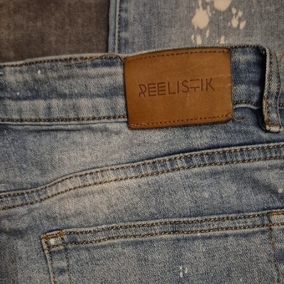 Reelistik Distressed Blue Jeans - Picture 6 of 10